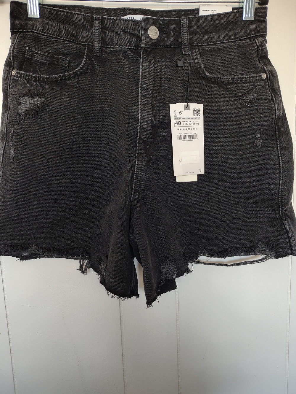 Zara Black Distressed Denim Shorts Size 8